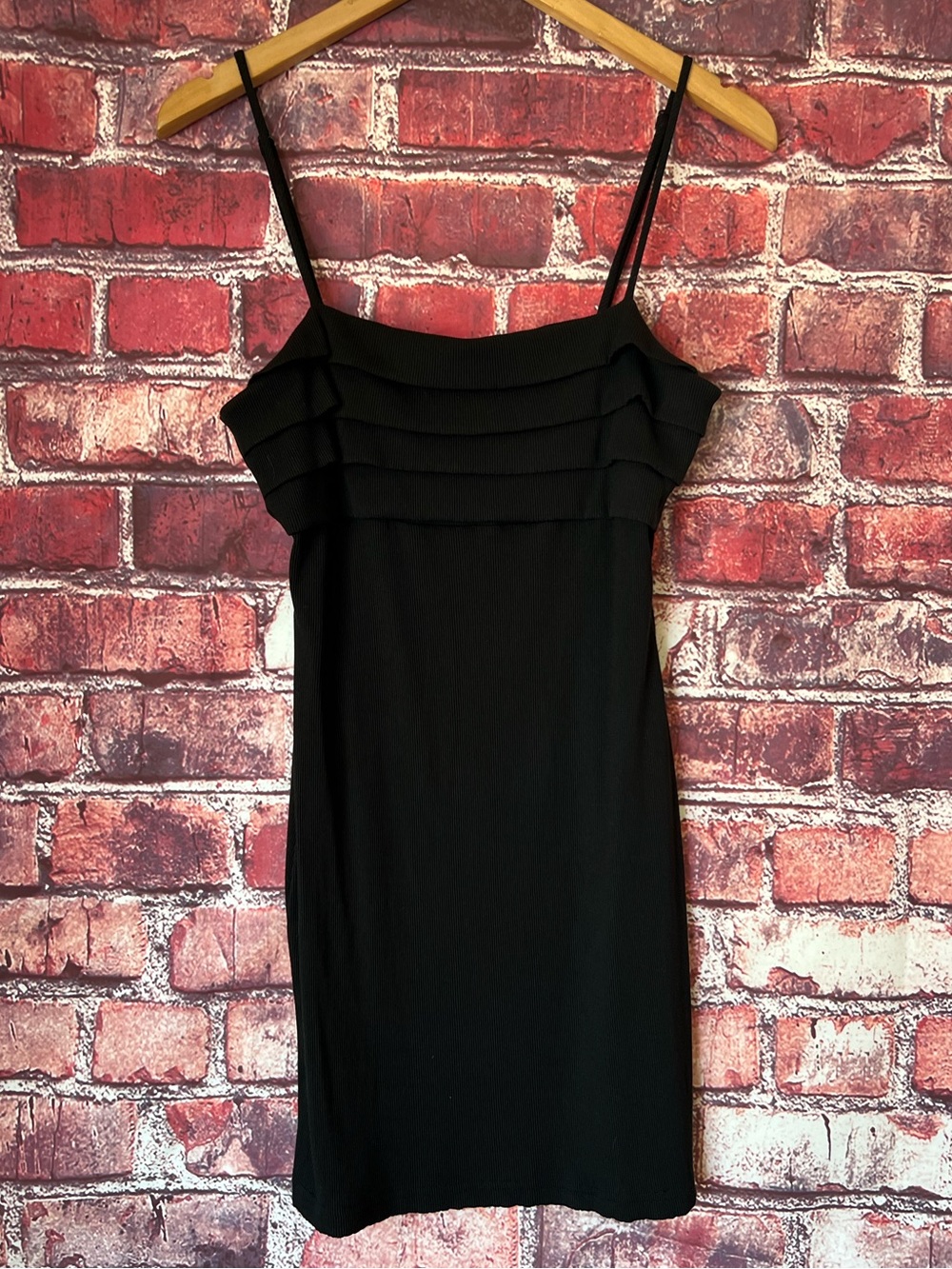 Illa Illa Black Ribbed Tiered Ruffle Spaghetti Strap Mini Dress Size L
